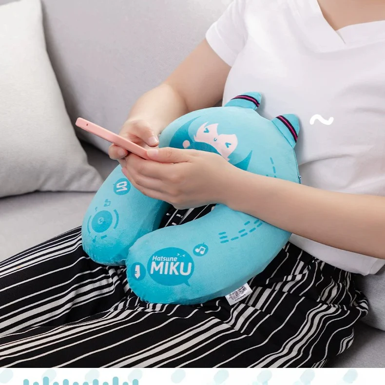 Official Hatsune Miku Memory Foam U-Shaped Neck Pillow – Detachable, Perfect for Naps - Image 9