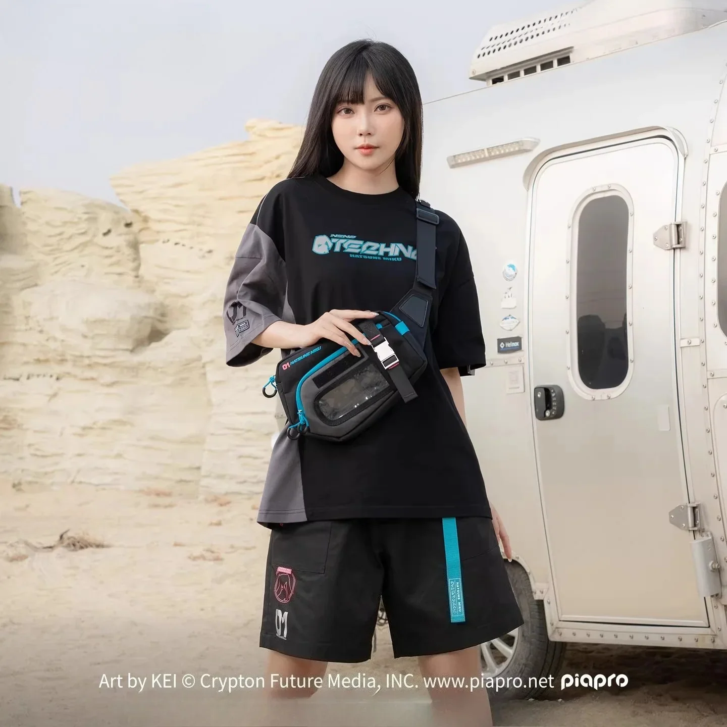 Official Hatsune Miku Neon EDM Sling Bag, Lightweight Crossbody Waist Pack for Outdoor, Casual & Commuting Use - Image 2