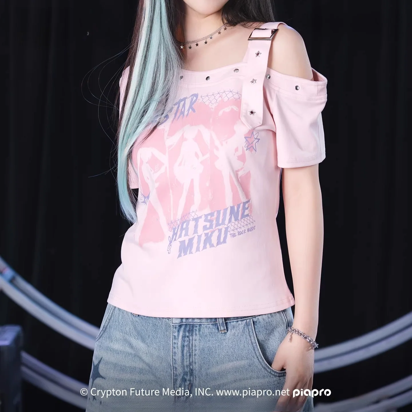 Official Hatsune Miku Rock Future Vintage One-Shoulder Cami Short Sleeve Top, Loose-Fit Summer Shirt