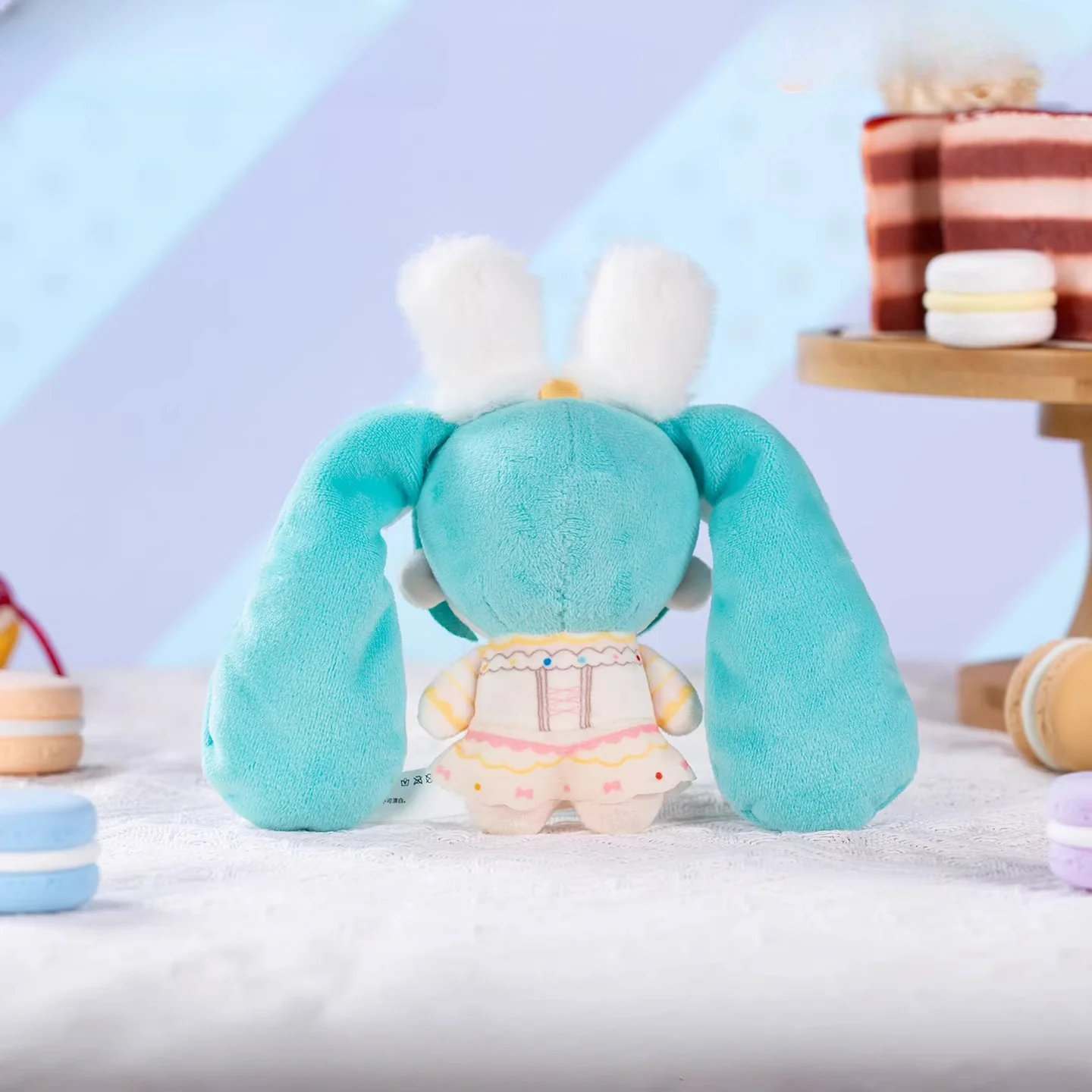 Official Hatsune Miku Sweet Dream Miku Plush Keychain, Super Cute Miku Doll Ornament, Peripheral Gift - Image 3