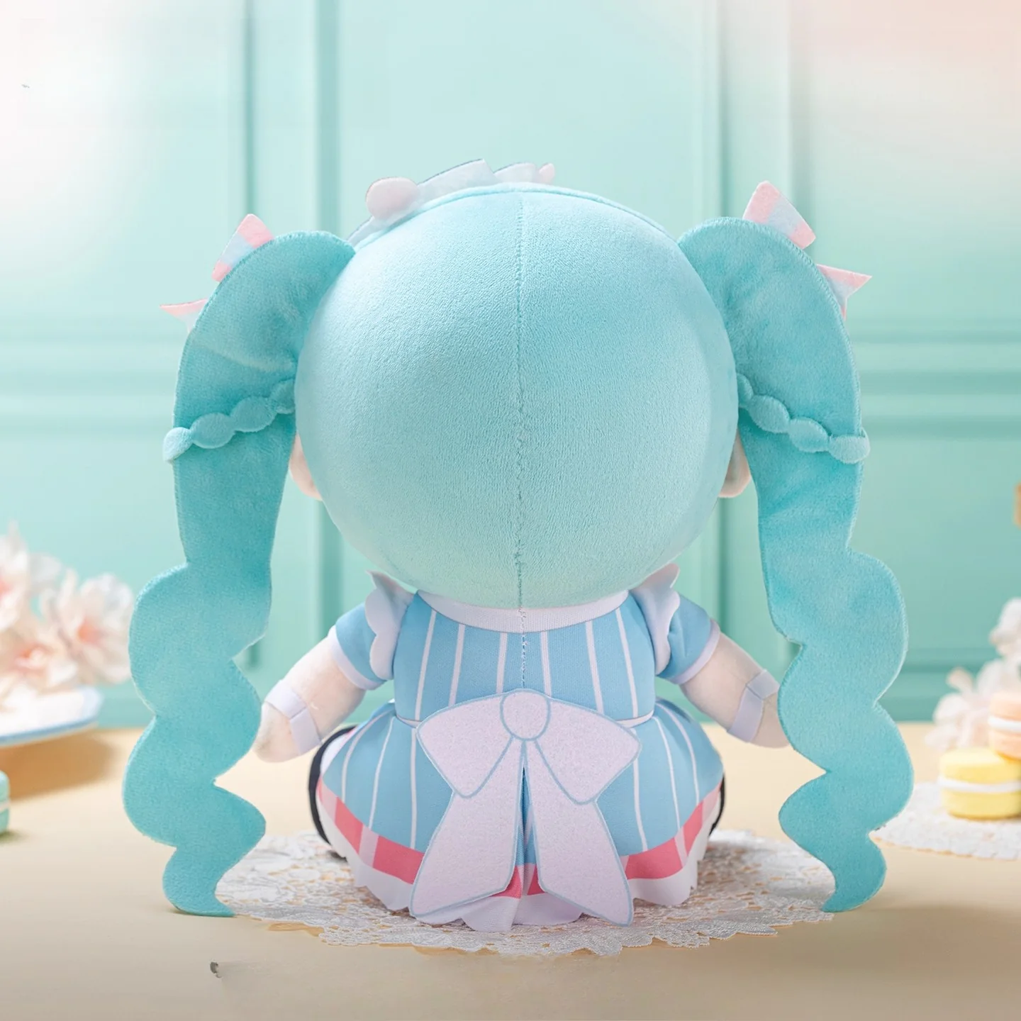 Official Licensed Hatsune Miku Sweet Interlaced Series Sitting β 25cm Medium Plush Toy - Image 3