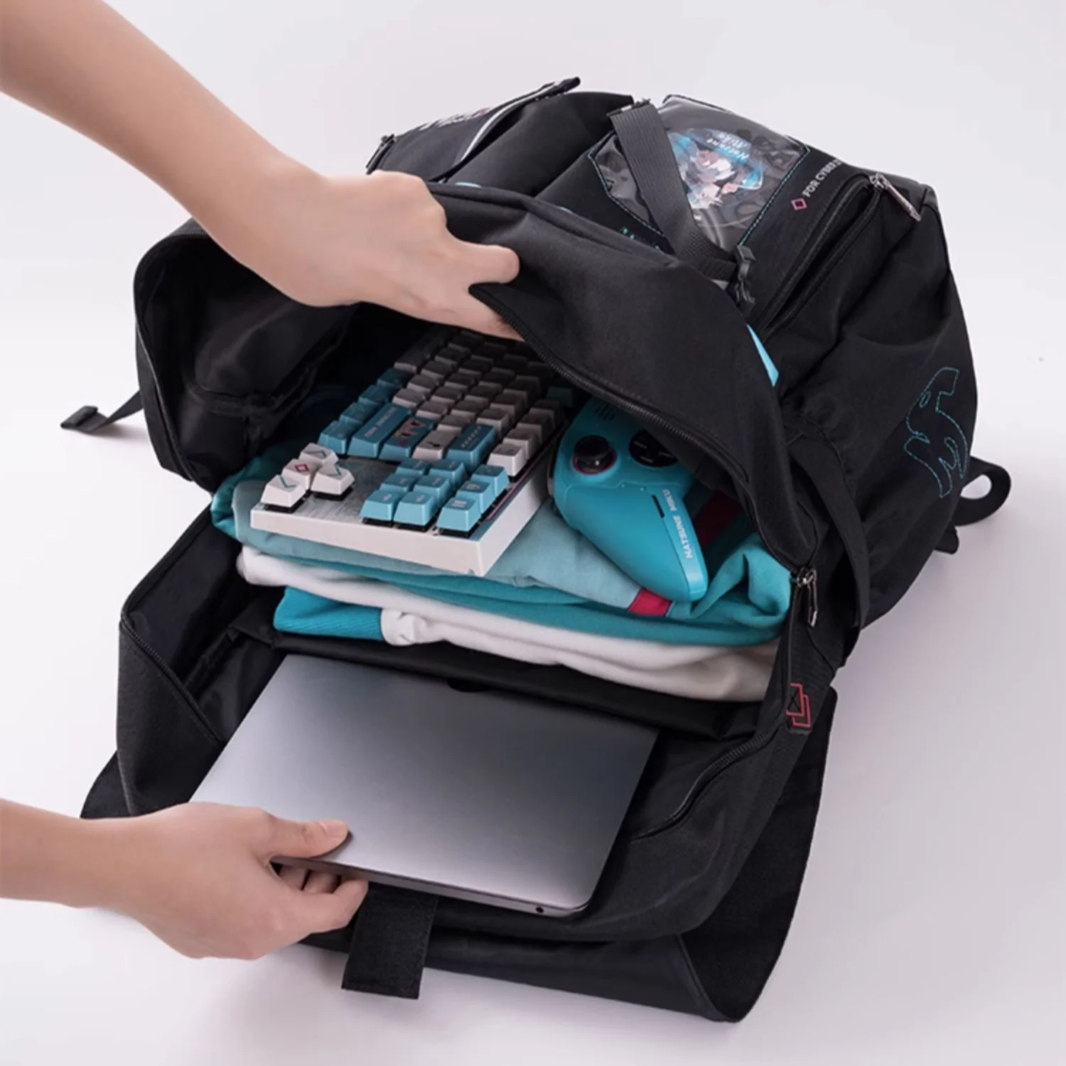 Officially Licensed Hatsune Miku 2023 Functional Series Backpack - Image 4