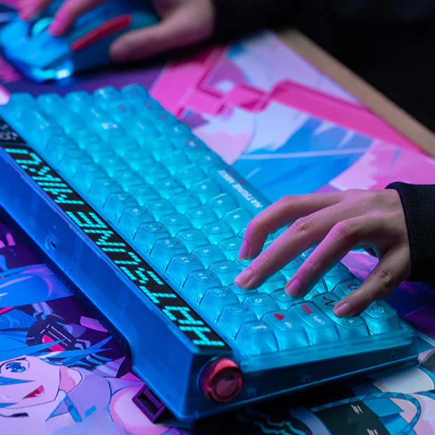 Officially Licensed Hatsune Miku 68-Key Wireless Mechanical Keyboard - Image 3