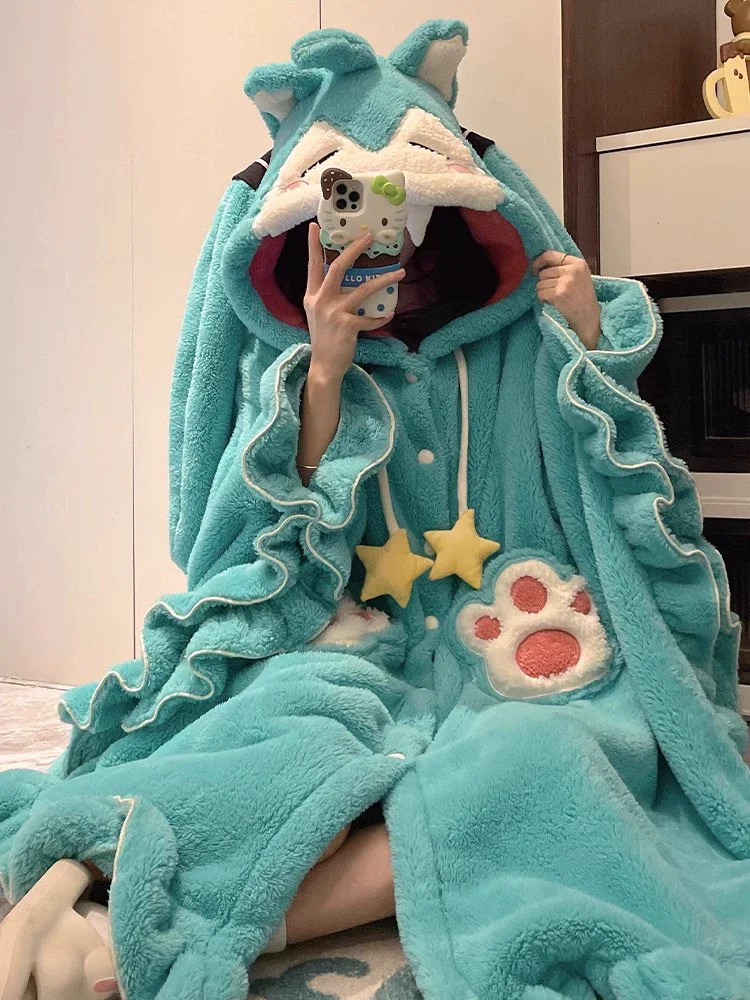 Fanmade Creations Hatsune Miku Coral Fleece Cape-Style Winter Sleepwear – Thick Lined Cozy Loungewear - Image 4