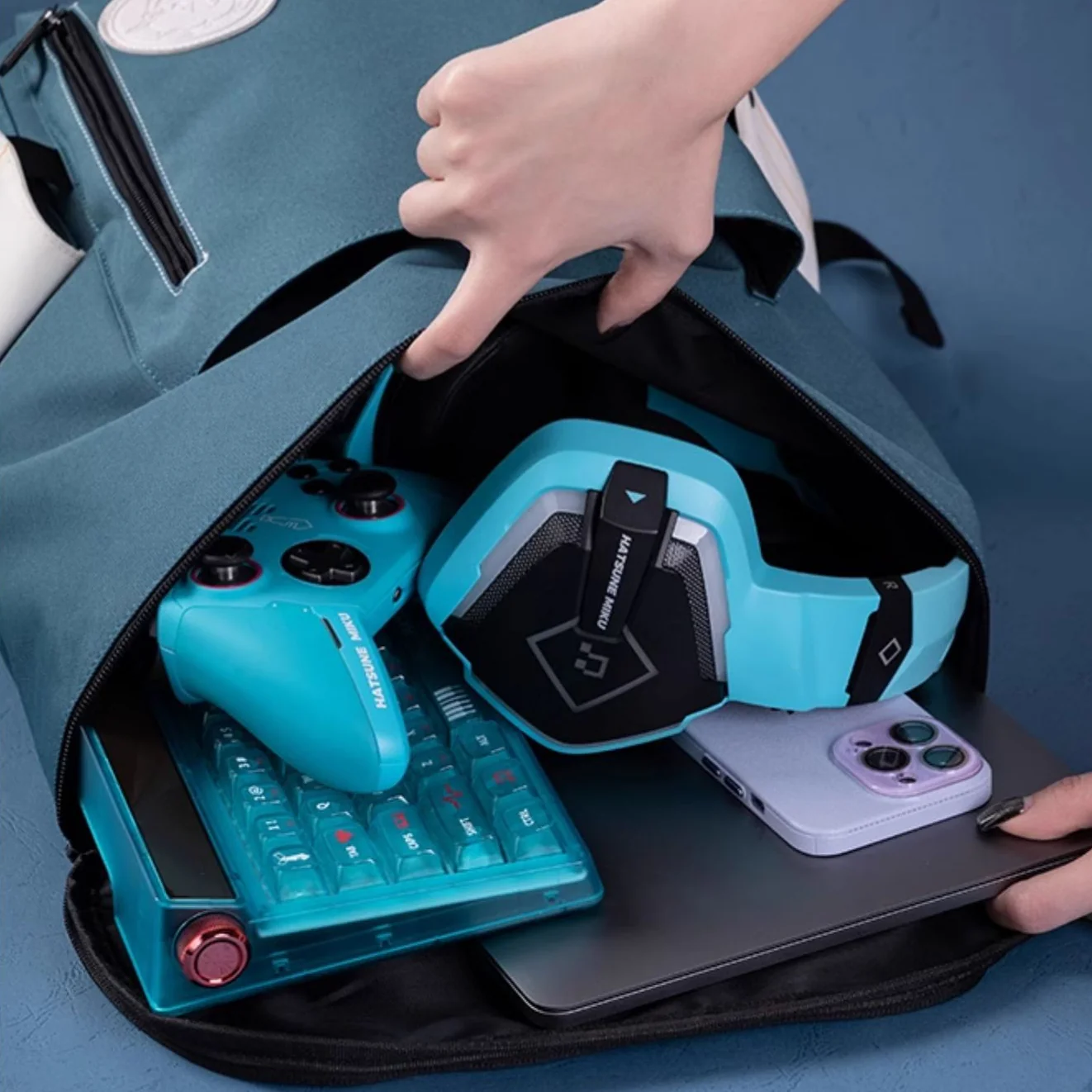 Officially Licensed Hatsune Miku Dimension Discovery Backpack - Image 4