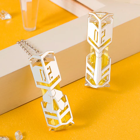 Officially Licensed Hatsune Miku Mirror Fission Pendant - Image 3