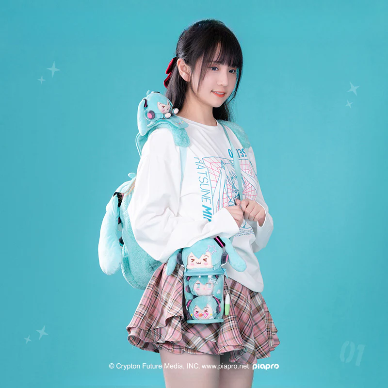 Officially Licensed Hatsune Miku Squinted Eyes Series Bucket Itabag - Image 4